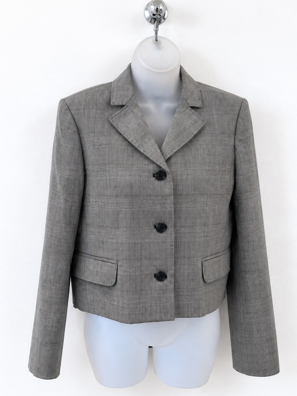 Cropped lady blazer in plaid Italian gauzy wool blend